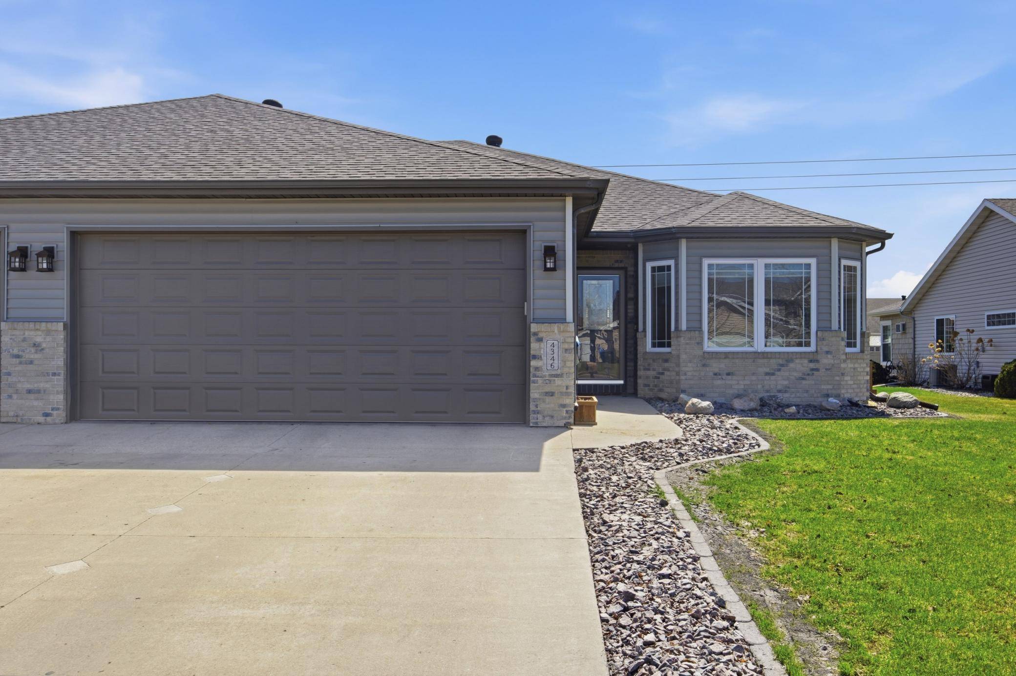 4346 46th AVE S, Fargo, ND 58104