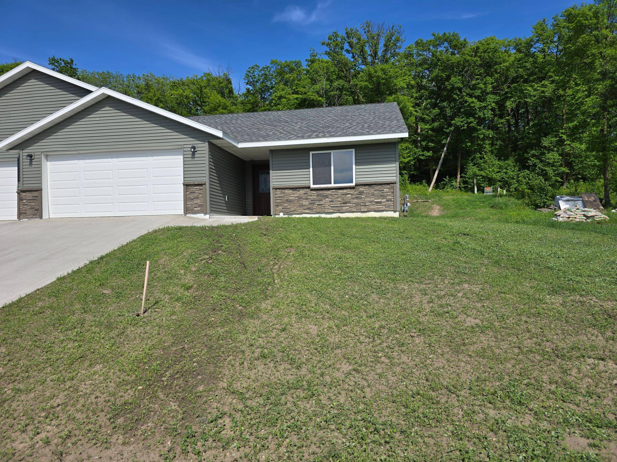 1477 Michigan AVE, Detroit Lakes, MN 56501