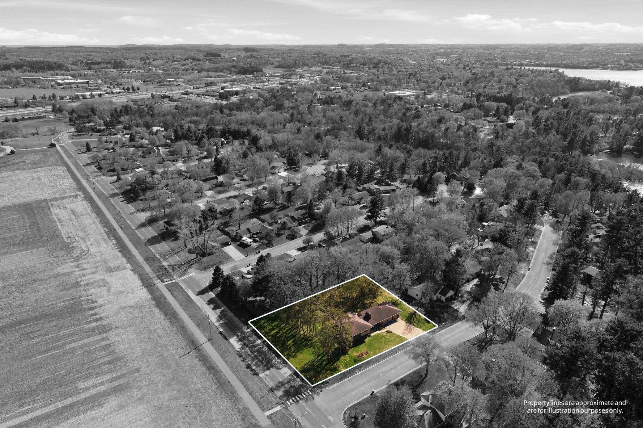 2932 N Plum Tree CIR, Menomonie, WI 54751