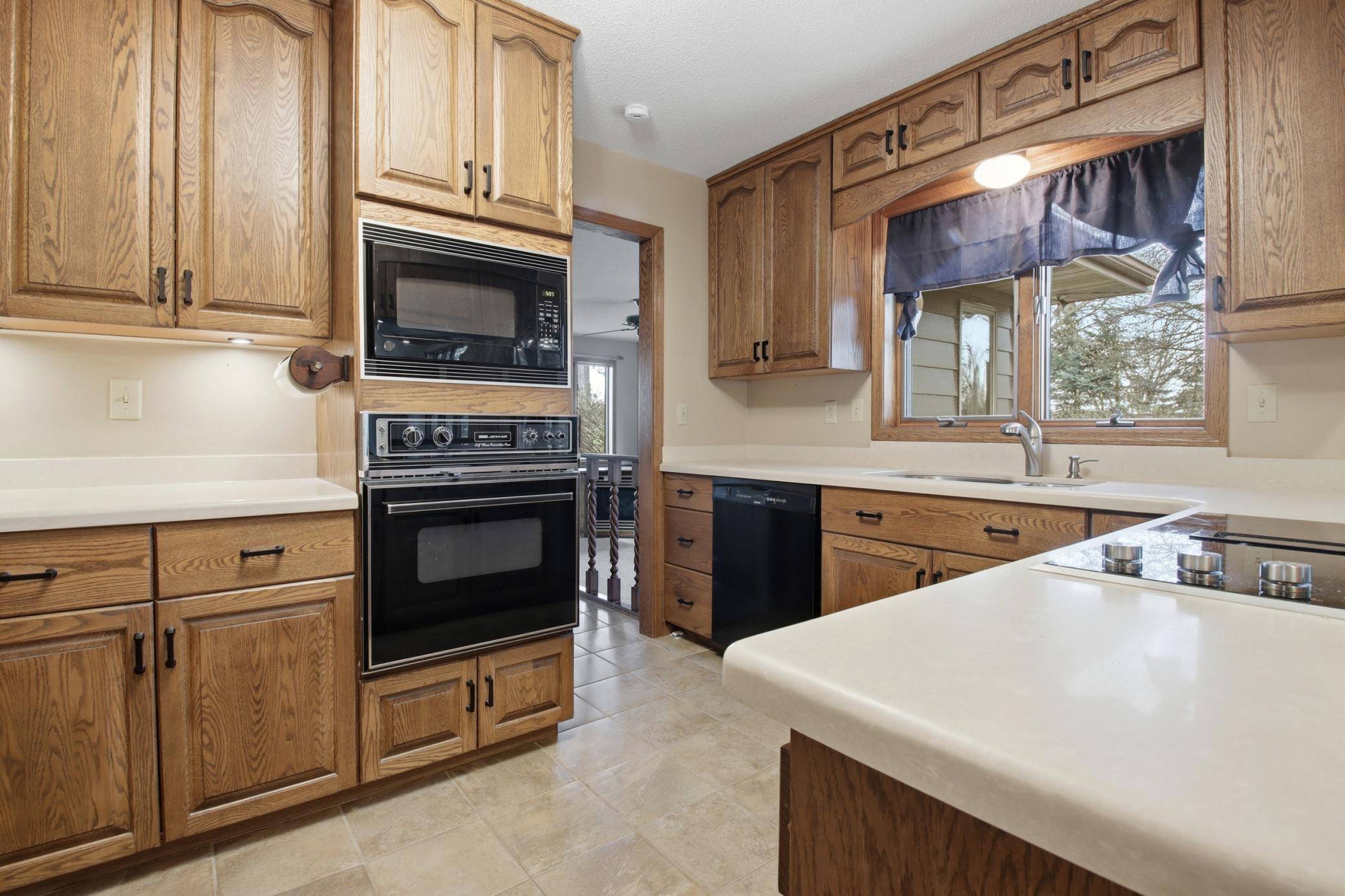 2932 N Plum Tree CIR, Menomonie, WI 54751