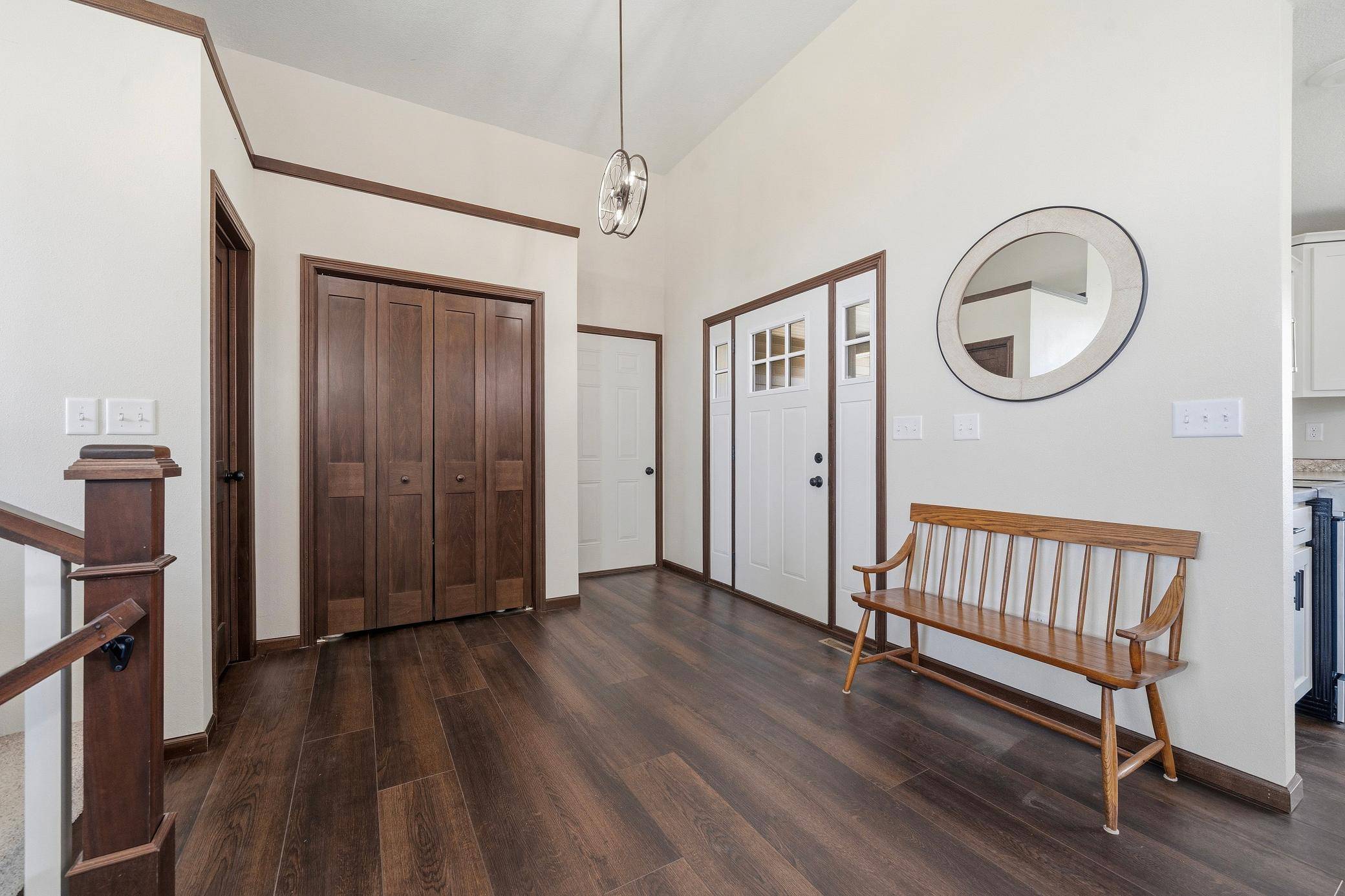 814 Curt Felt DR, Alexandria, MN 56308