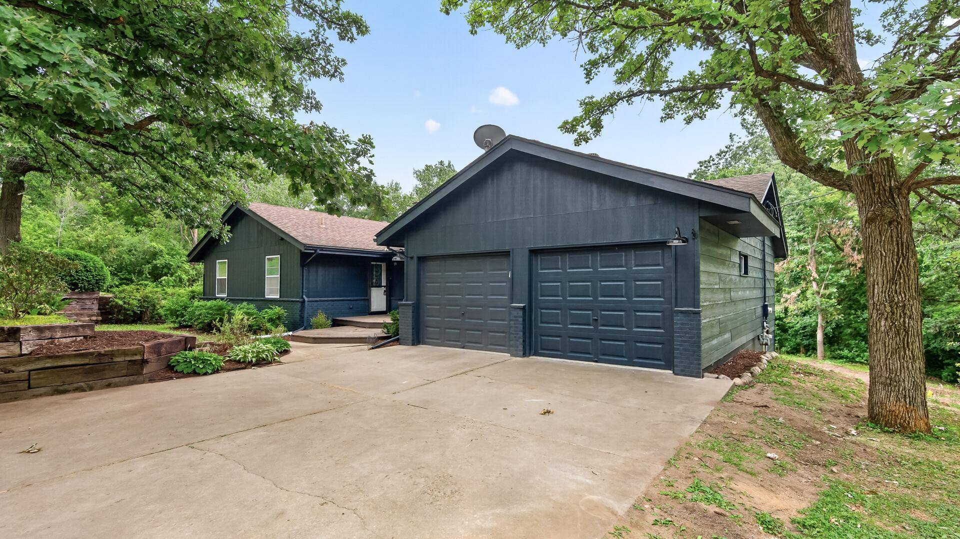 10630 Borman AVE, Inver Grove Heights, MN 55077