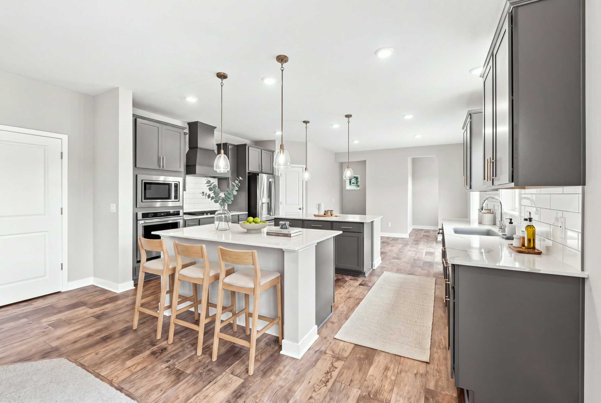 17061 Doppler LN, Lakeville, MN 55044