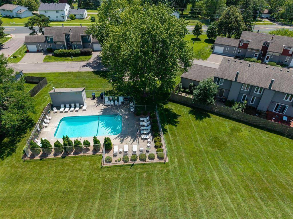 3780 Red Robin LN, Eagan, MN 55122
