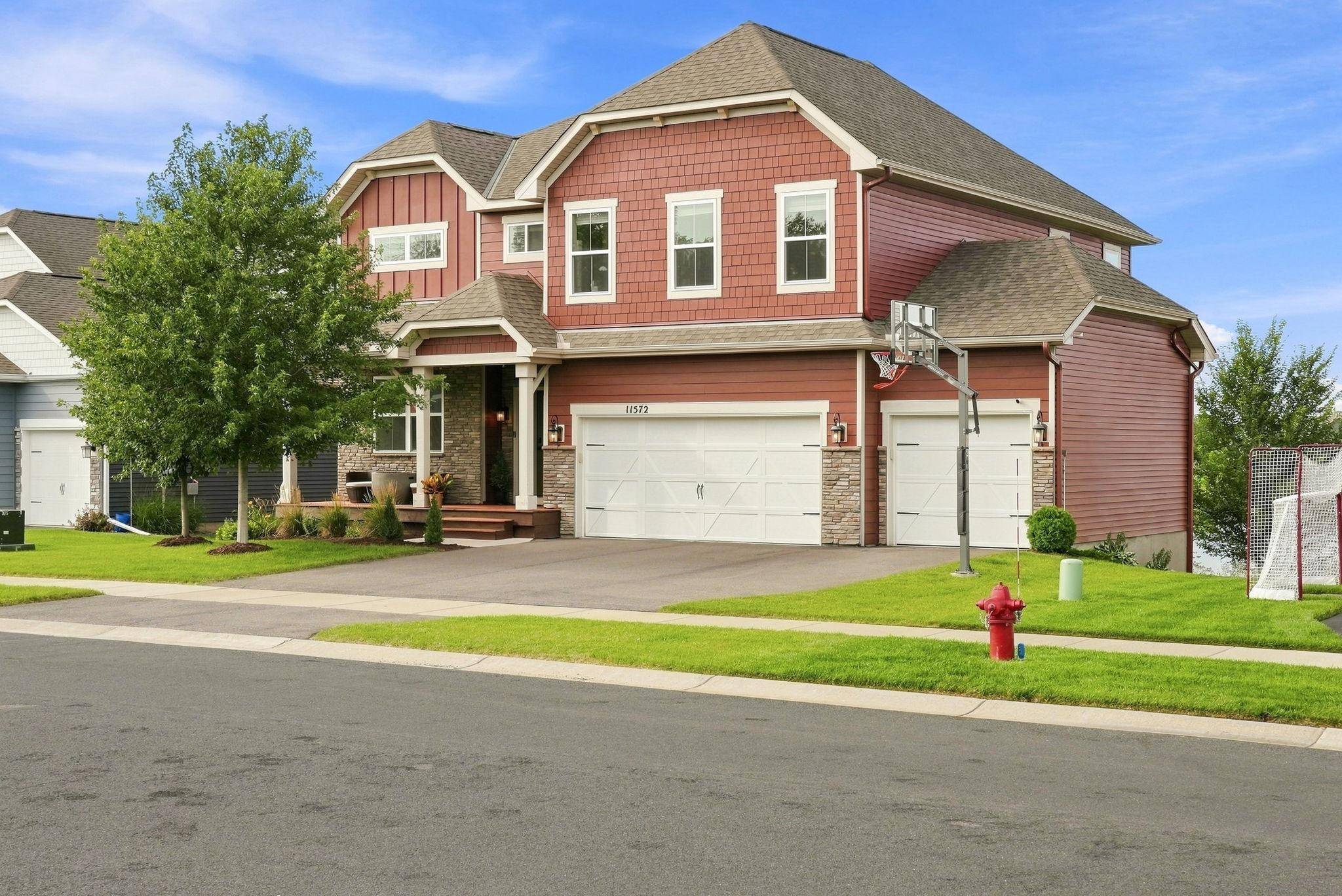 11572 Pineridge WAY N, Dayton, MN 55327