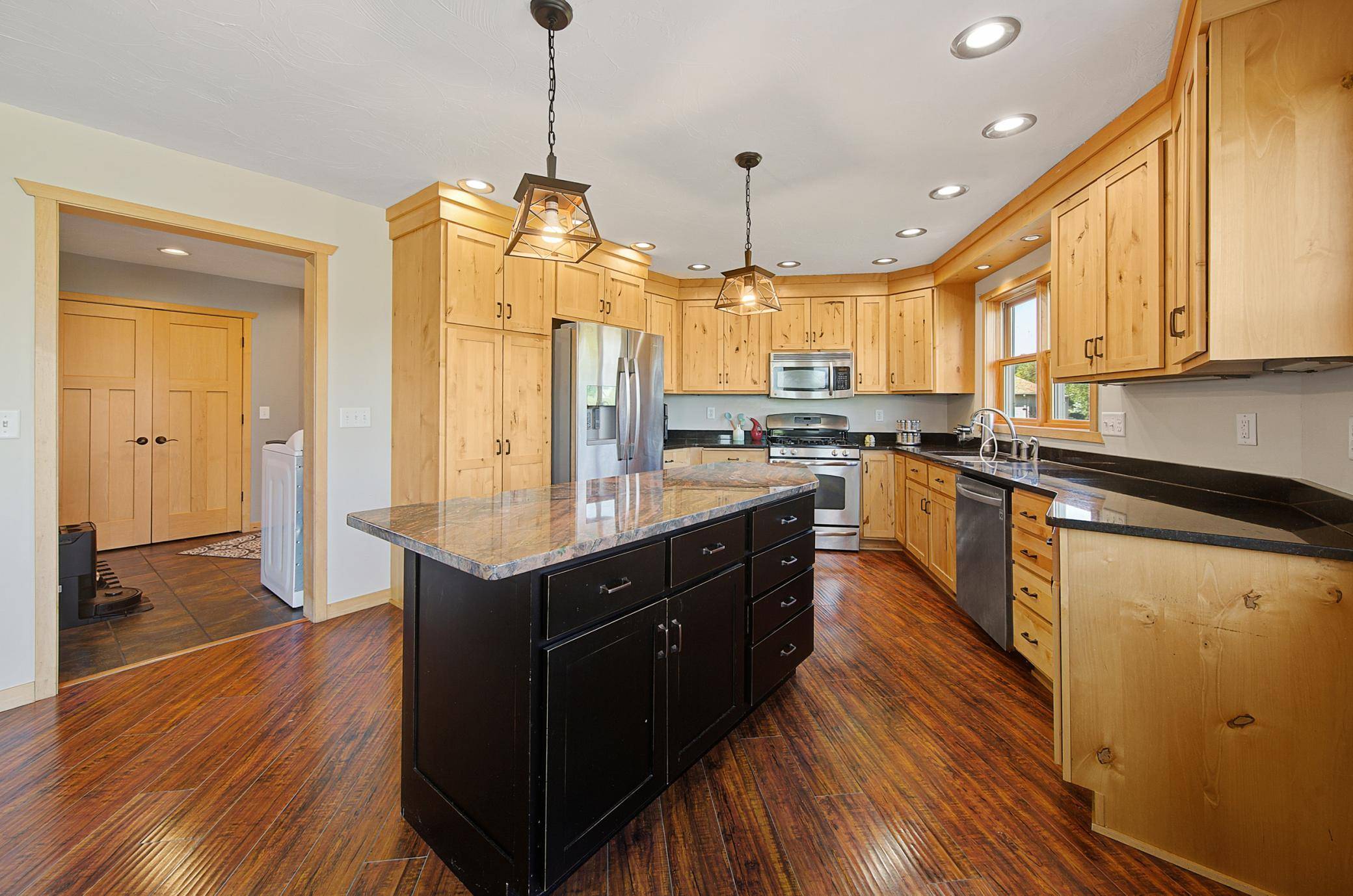 751 S 12th ST, Bird Island, MN 55310