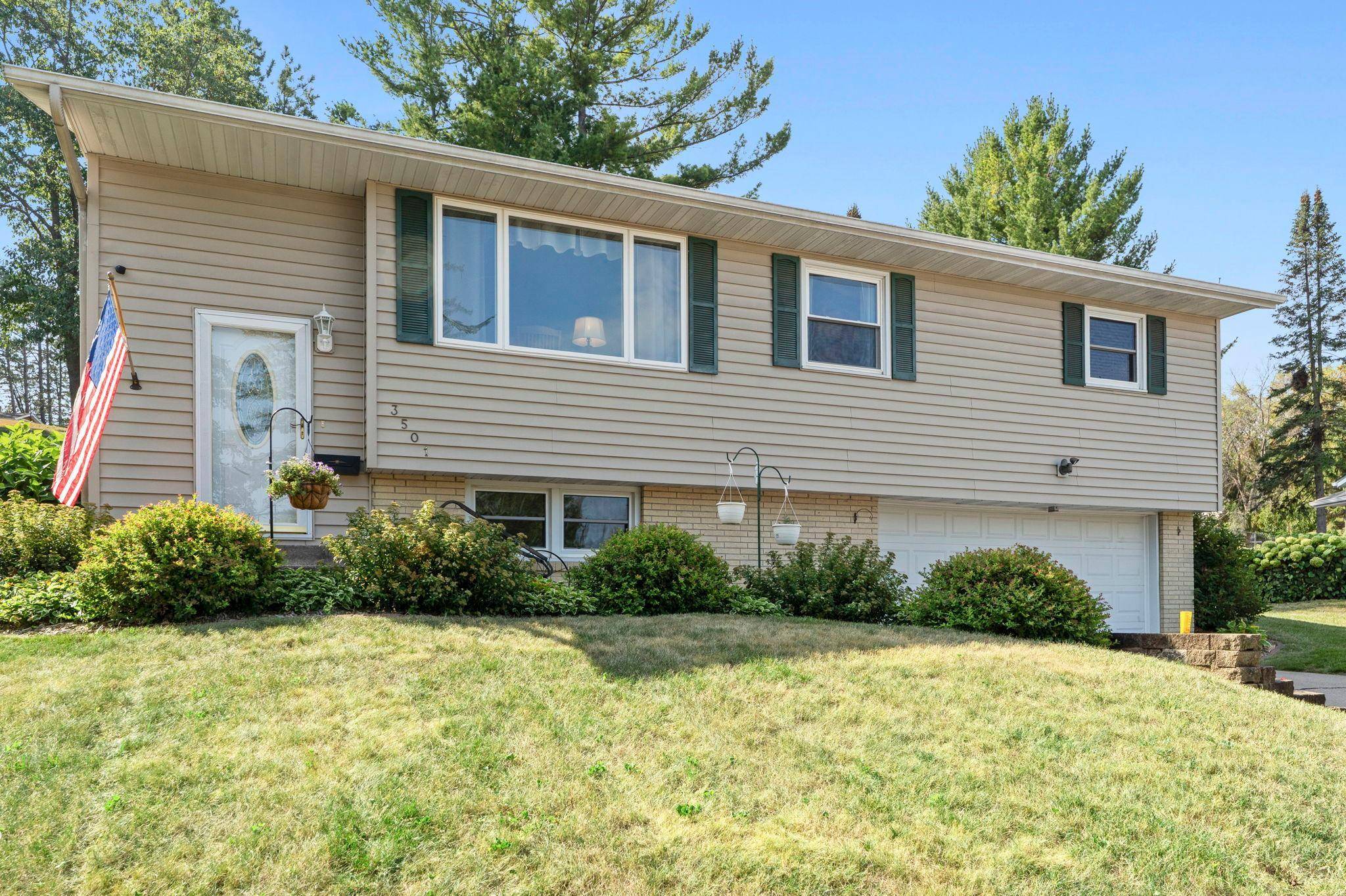 3501 Graves DR, Red Wing, MN 55066