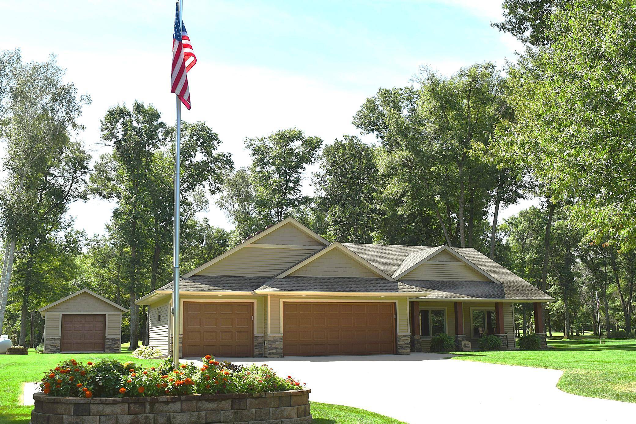 1359 Ridge RD, Motley, MN 56466