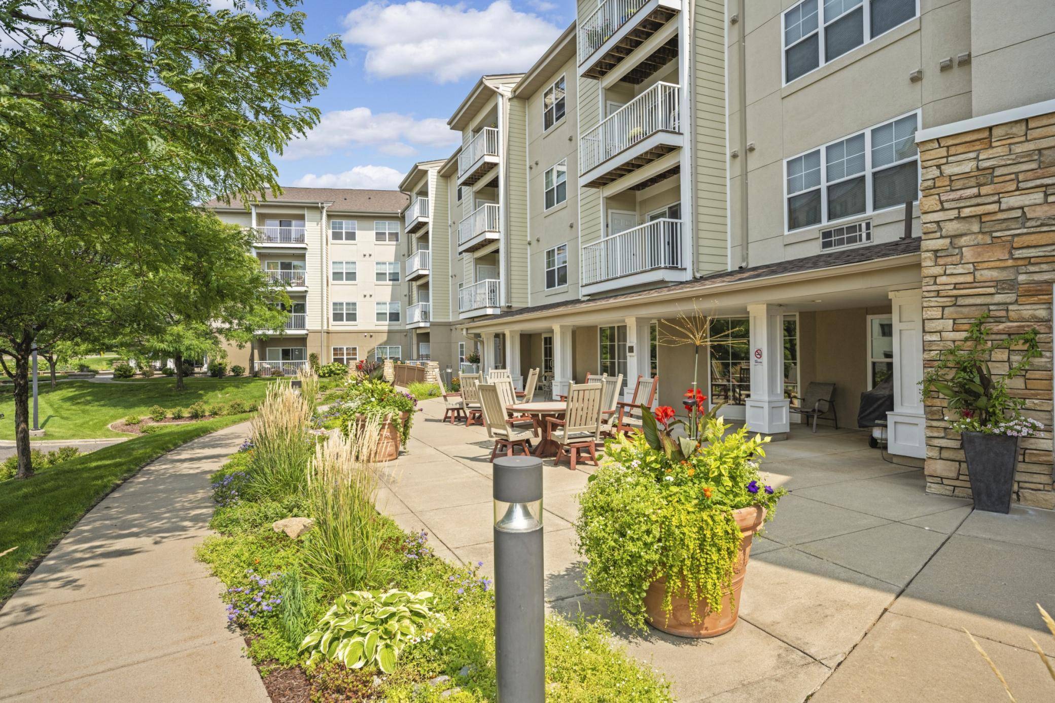 5650 Boone AVE N #116, New Hope, MN 55428