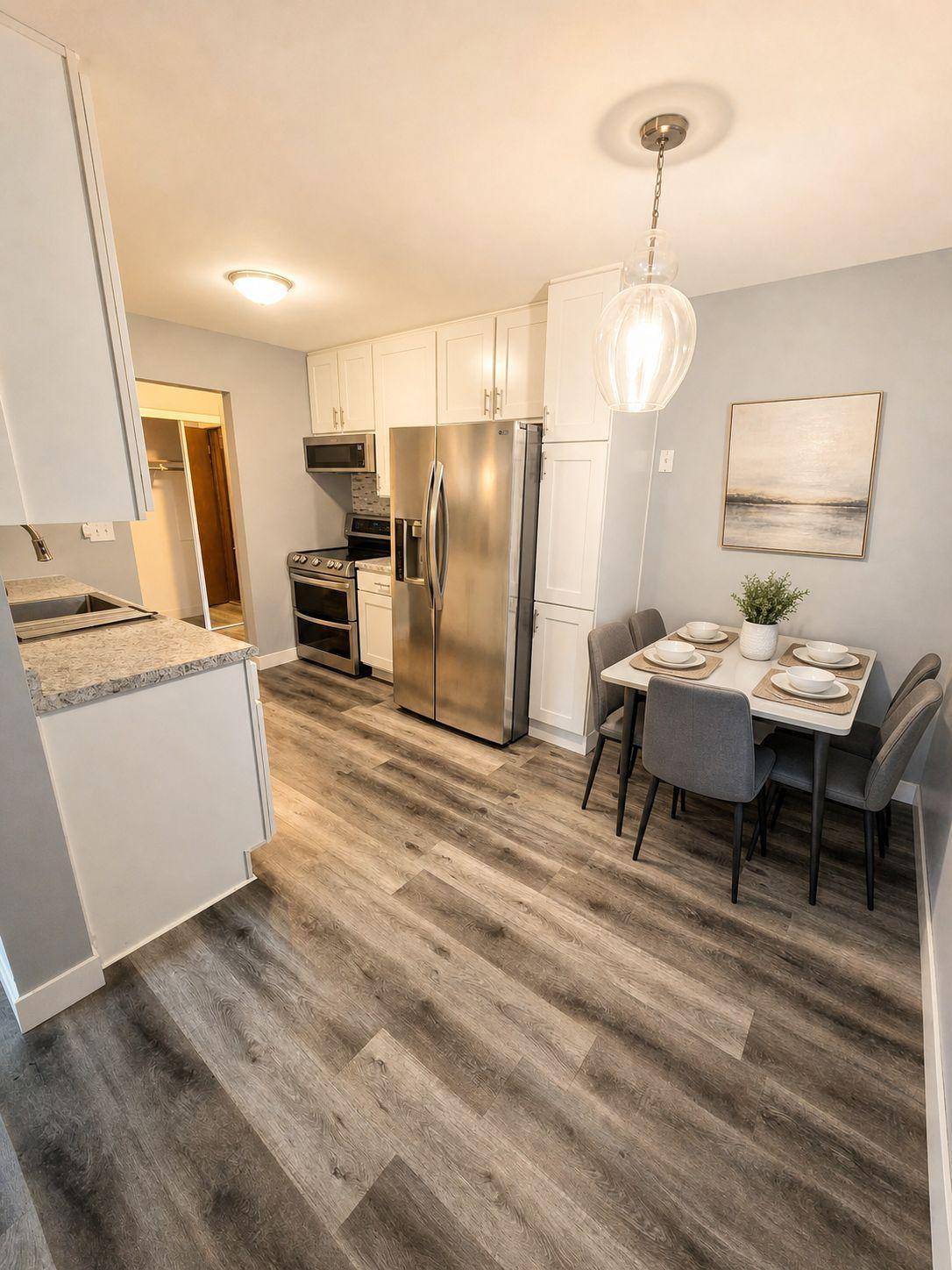 3155 Old Highway 8 #104, Roseville, MN 55418