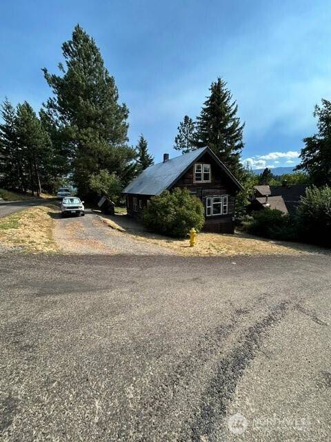 310 E Arizona AVE, Roslyn, WA 98941