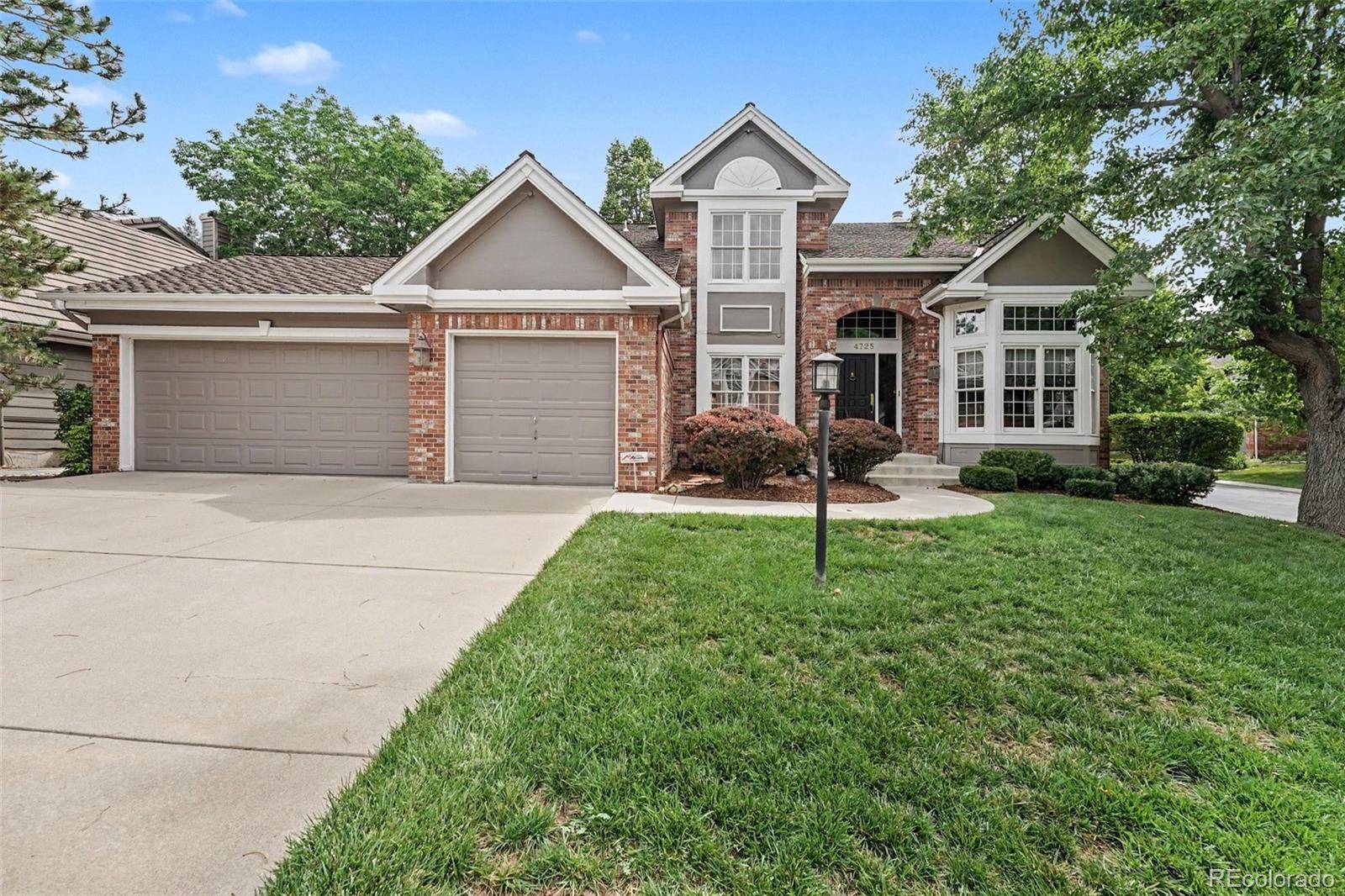 4725 E Pinewood CIR, Centennial, CO 80121