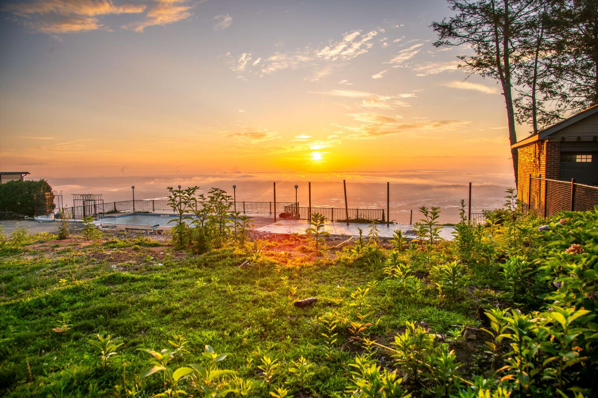 1107 E Brow Road, Lookout Mountain, TN 37350