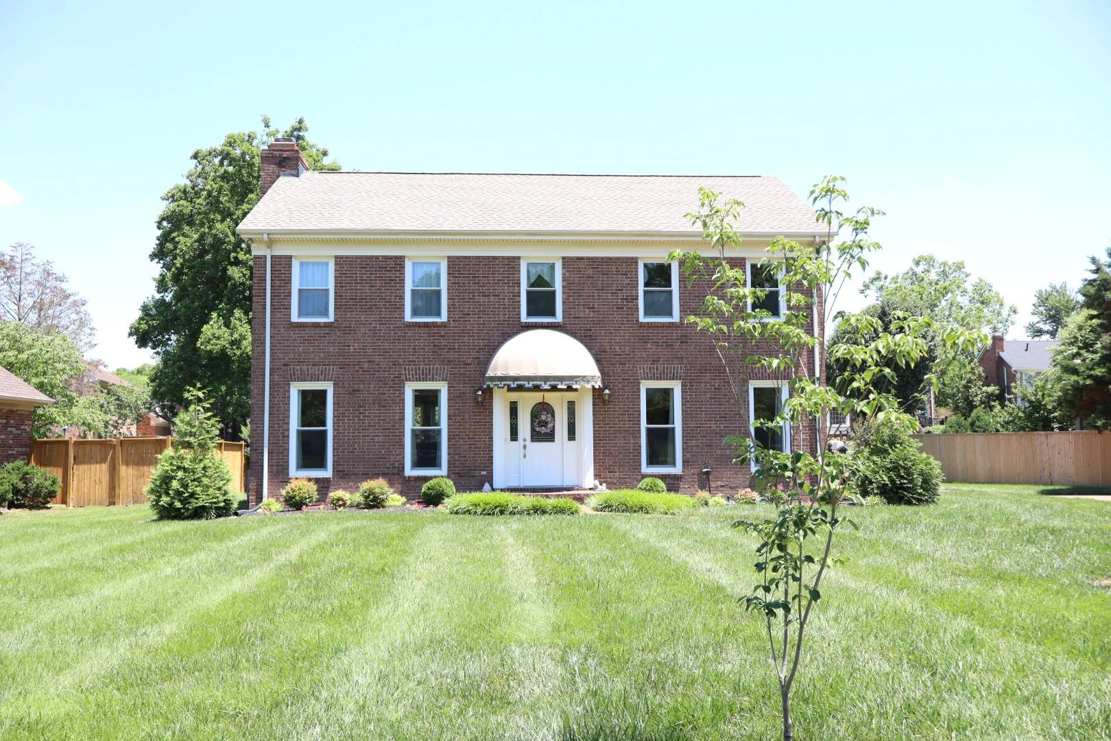 1505 Holmes Cir, Franklin, TN 37064