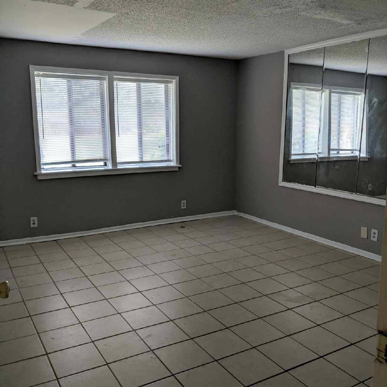 1079 Harold Dr, Nashville, TN 37217