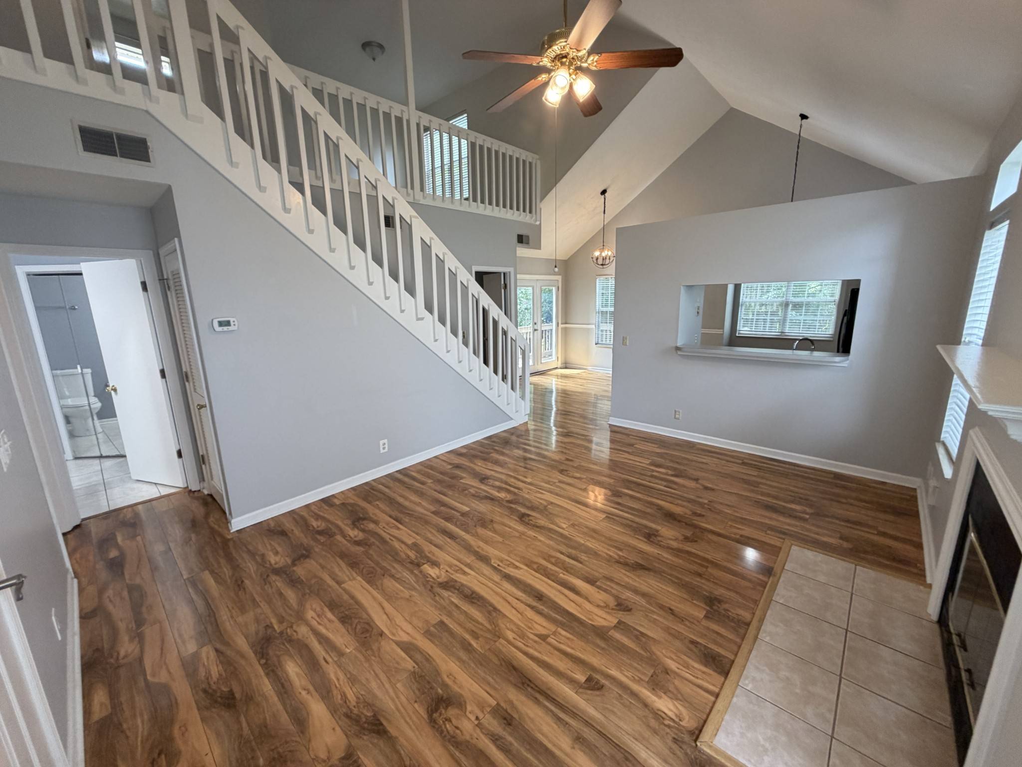 5904 Colchester Dr, Hermitage, TN 37076