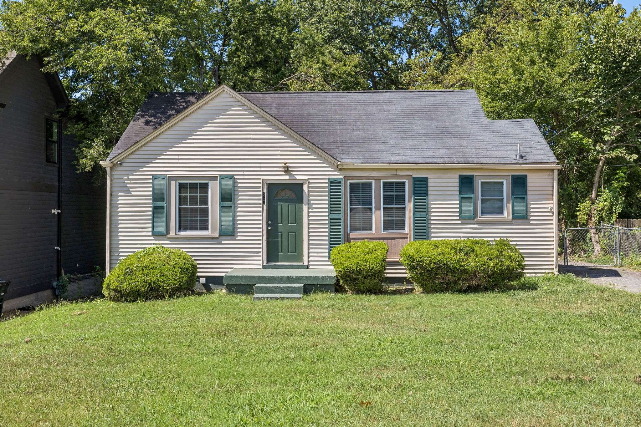543 Croley Dr, Nashville, TN 37209