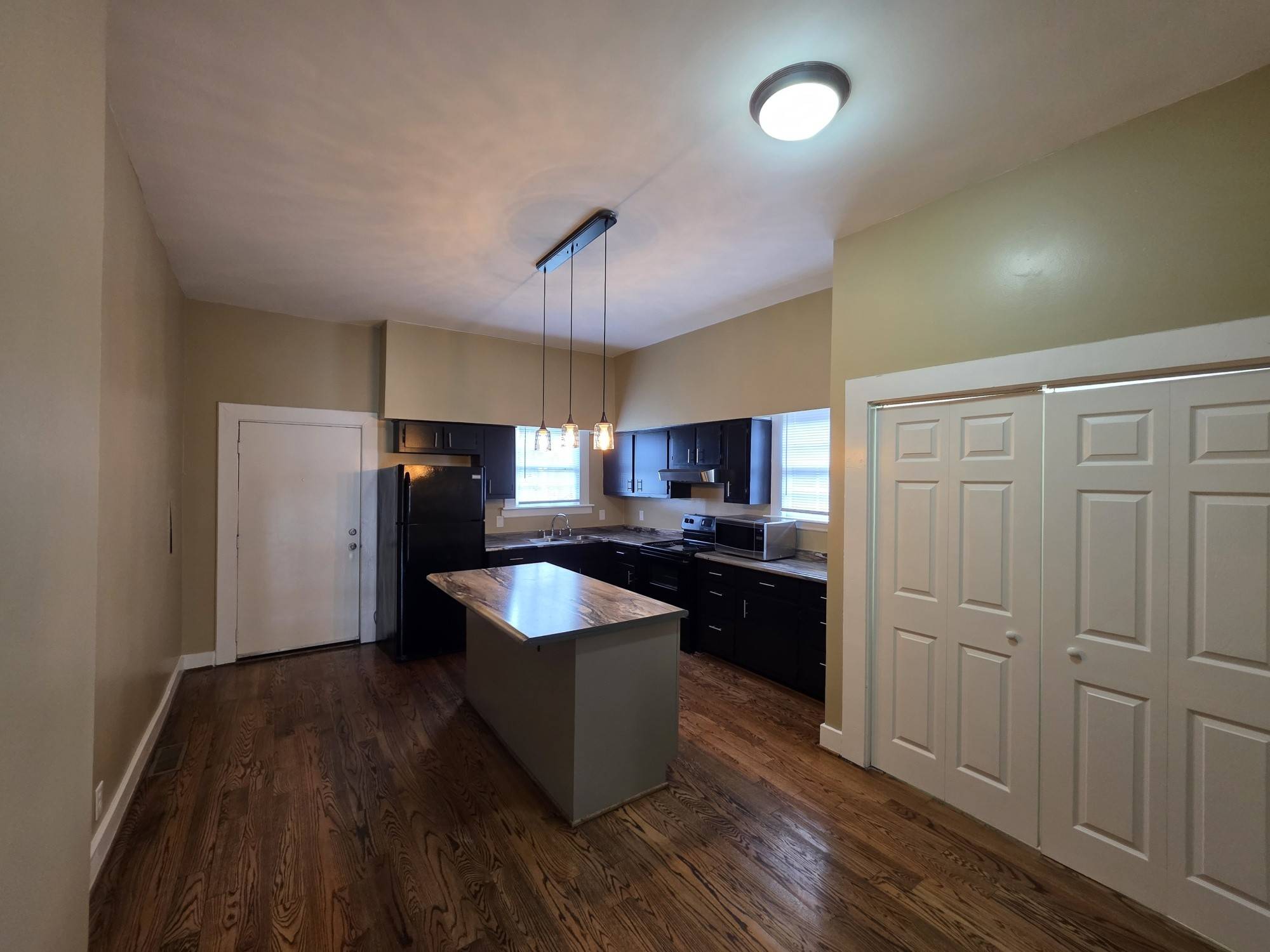 1507 Russell St, Nashville, TN 37206