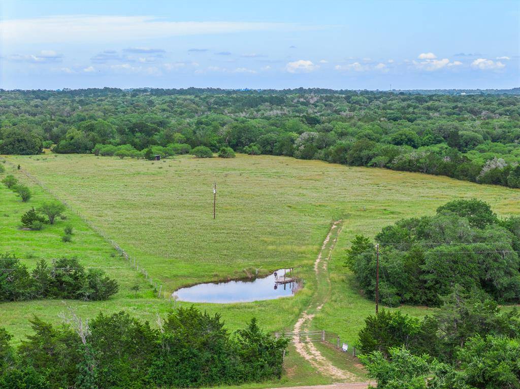 1505 McElroy Lane, No City, TX 78950