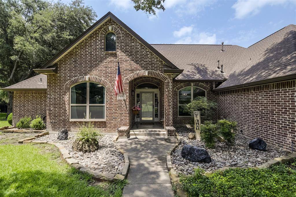 515 Seneca Drive, Waxahachie, TX 75165