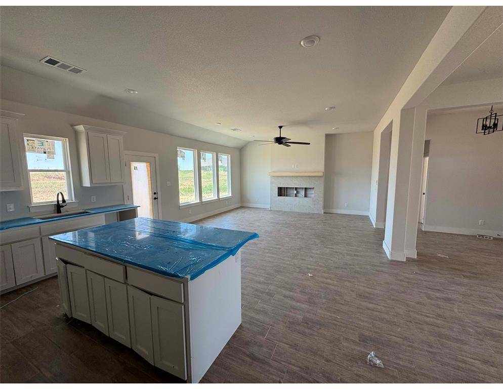 145 Legends Way, Bridgeport, TX 76246