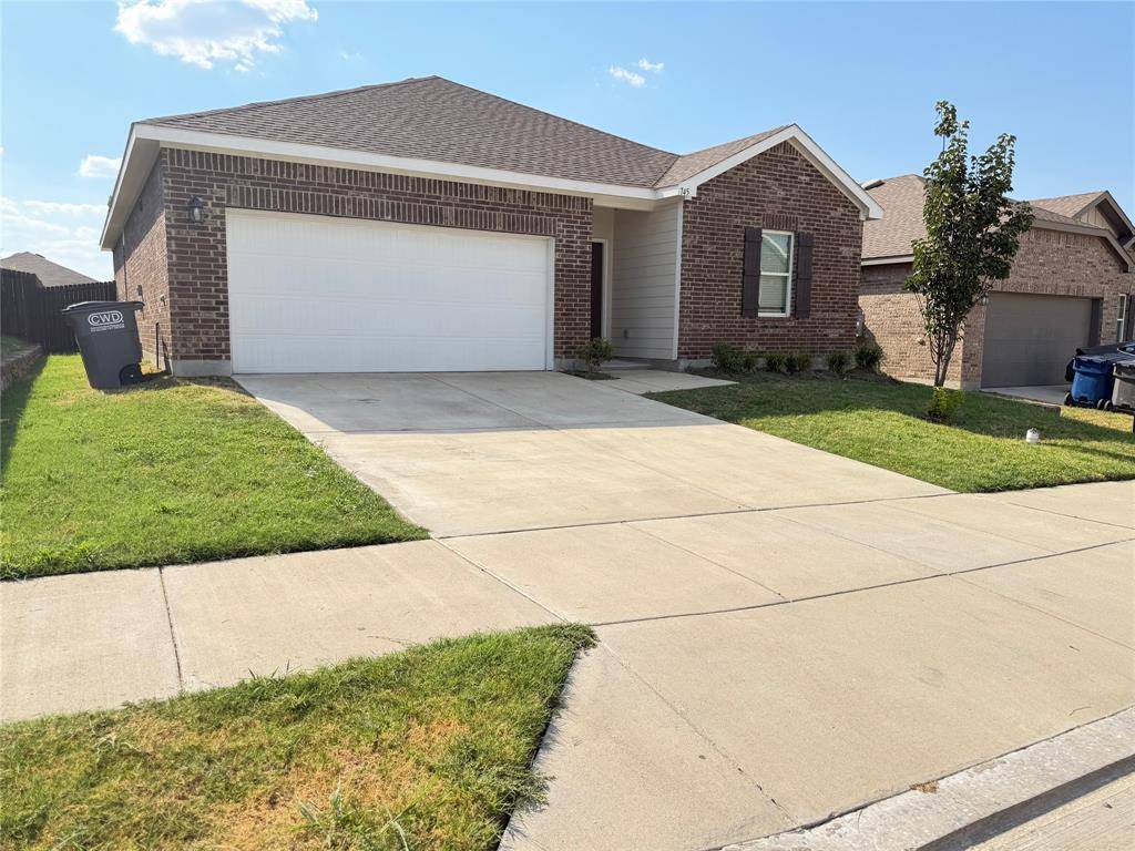 745 Richmond Drive, Lavon, TX 75166