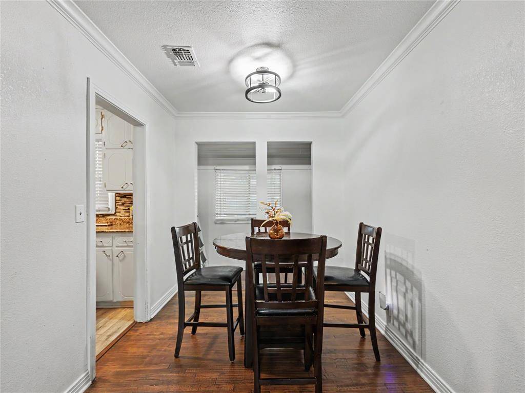 5008 Gilbert Drive, Fort Worth, TX 76116