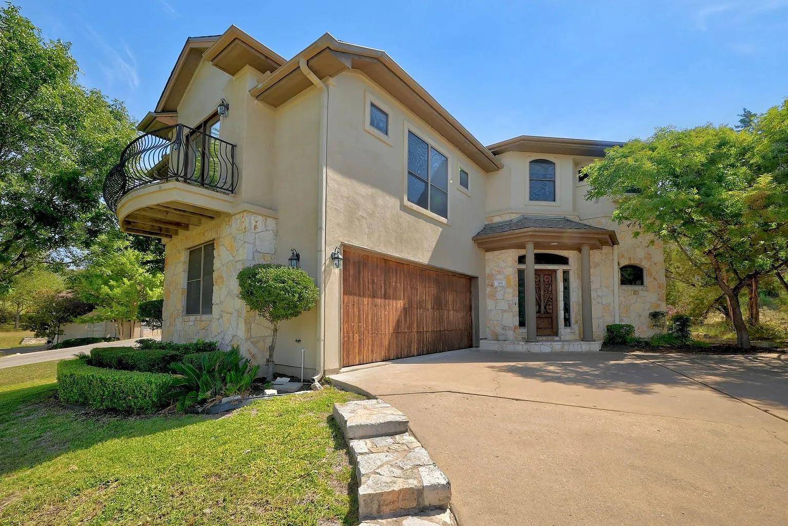 101 Cheerful CT, Lakeway, TX 78734