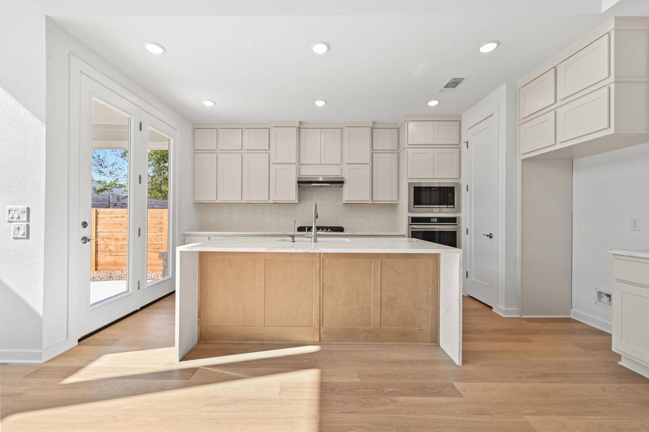 6305 Comanche Moon TRL, Austin, TX 78747