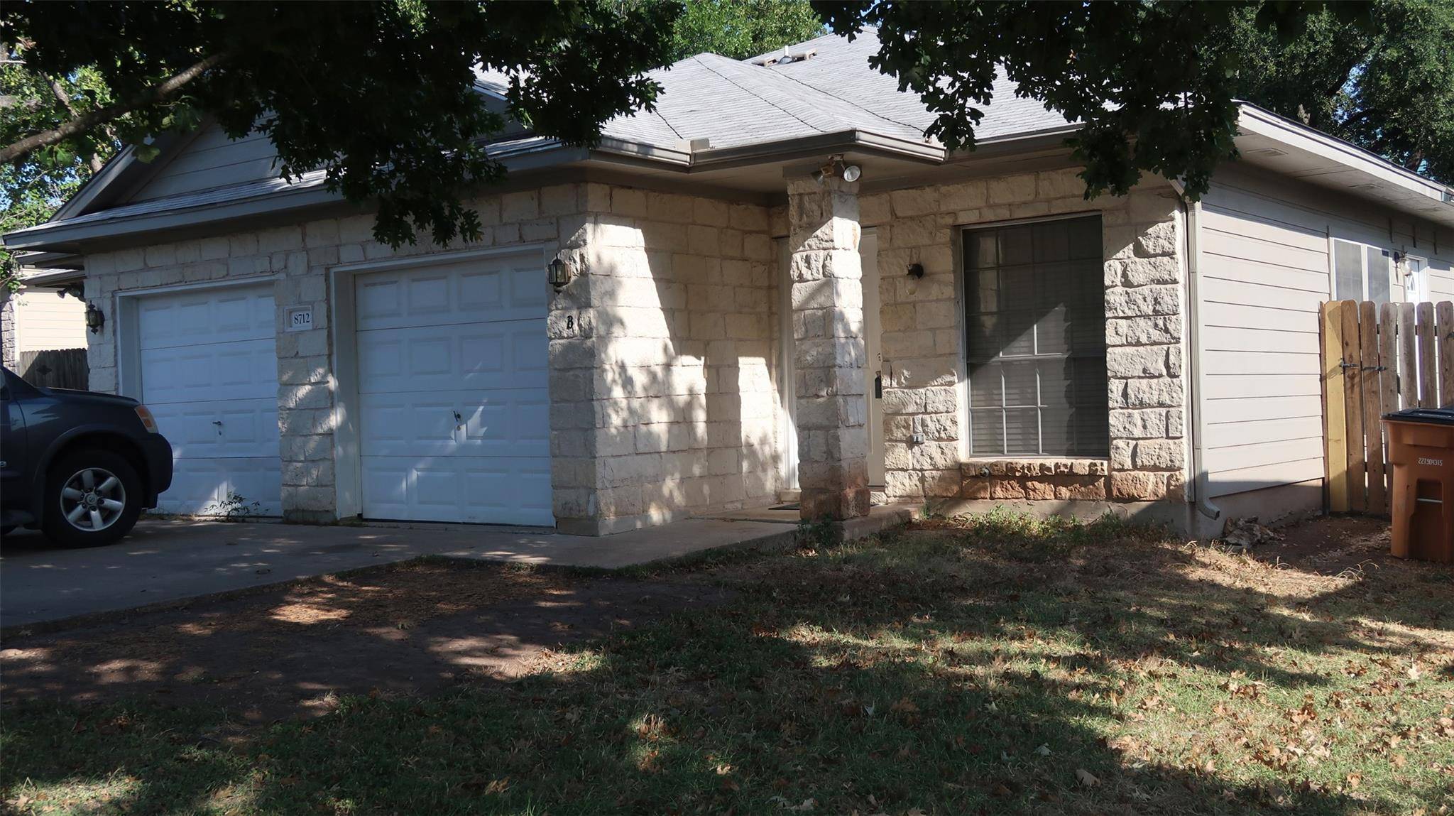 8712 Weiser DR #B, Austin, TX 78729