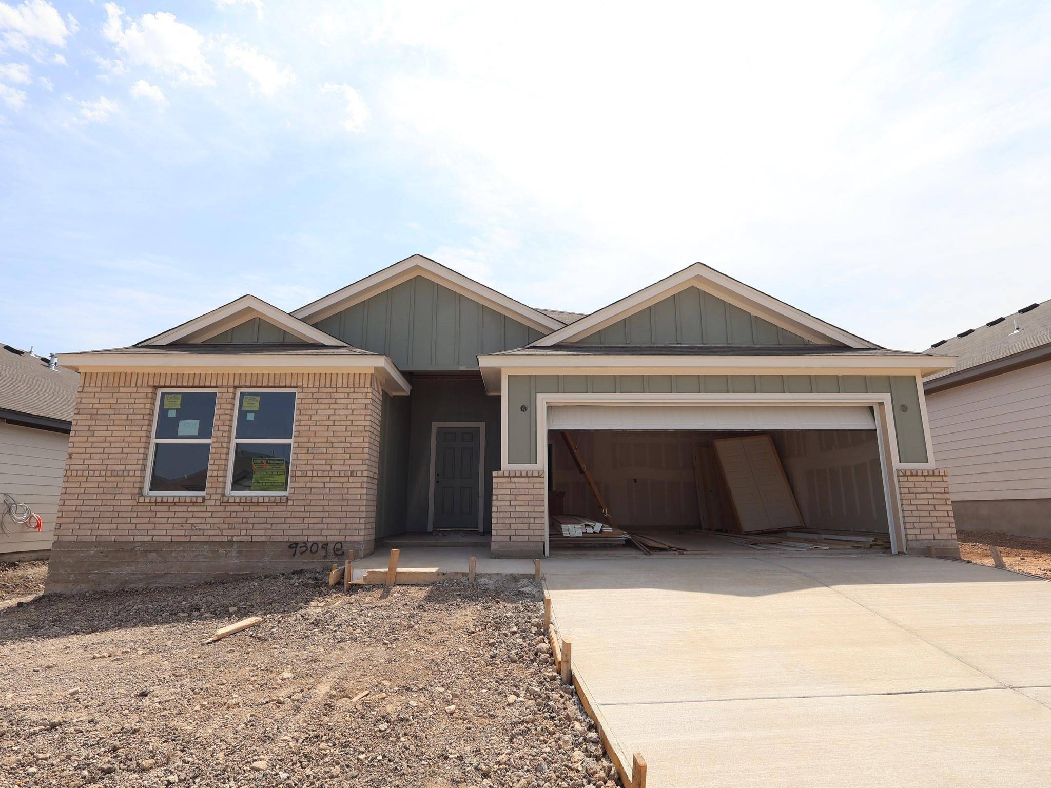 9309 Furman DR, Austin, TX 78747