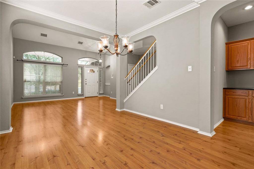 2633 Bolton ST, Austin, TX 78748