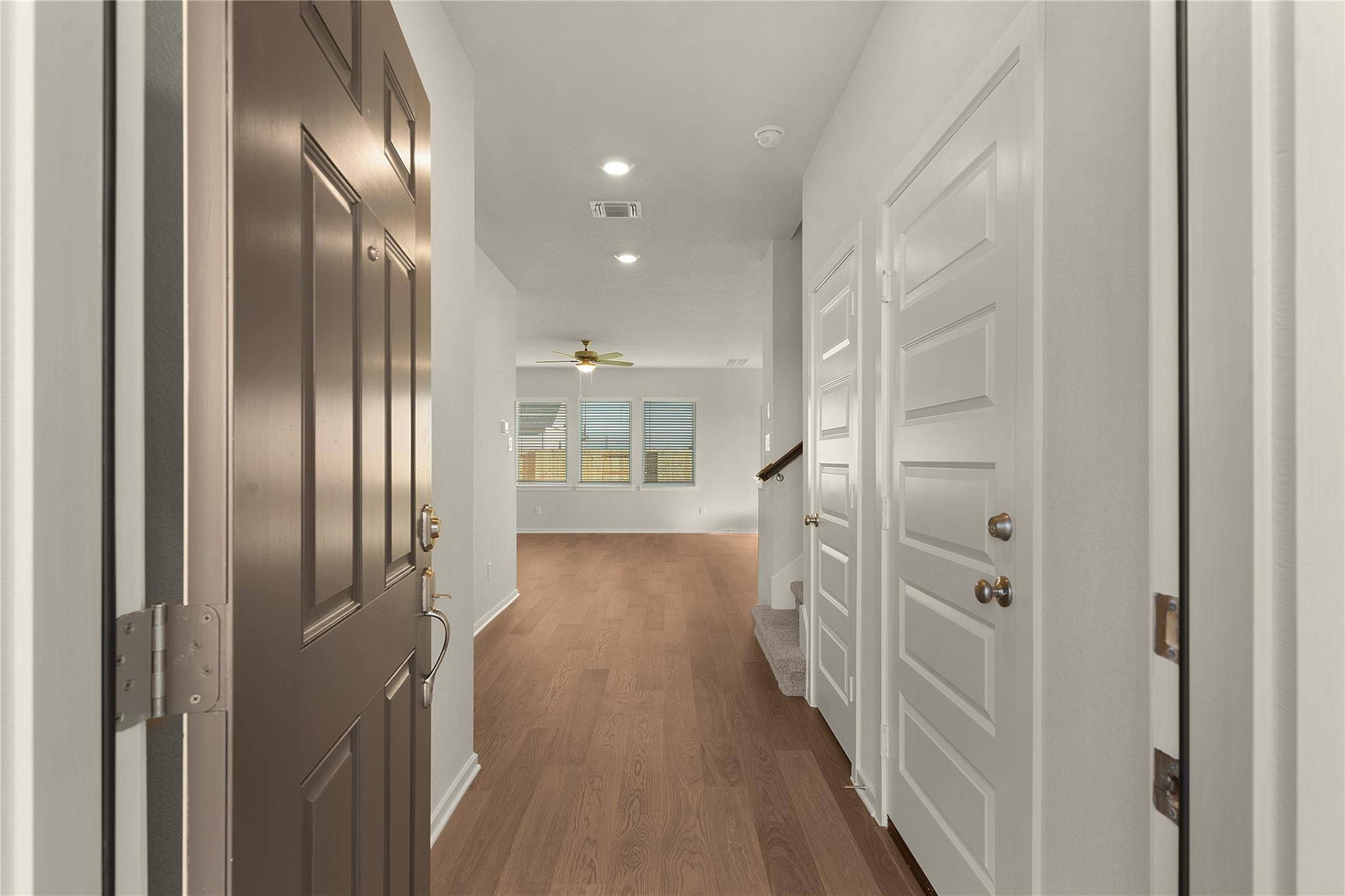 25528 Flora Bella LN, Elgin, TX 78621
