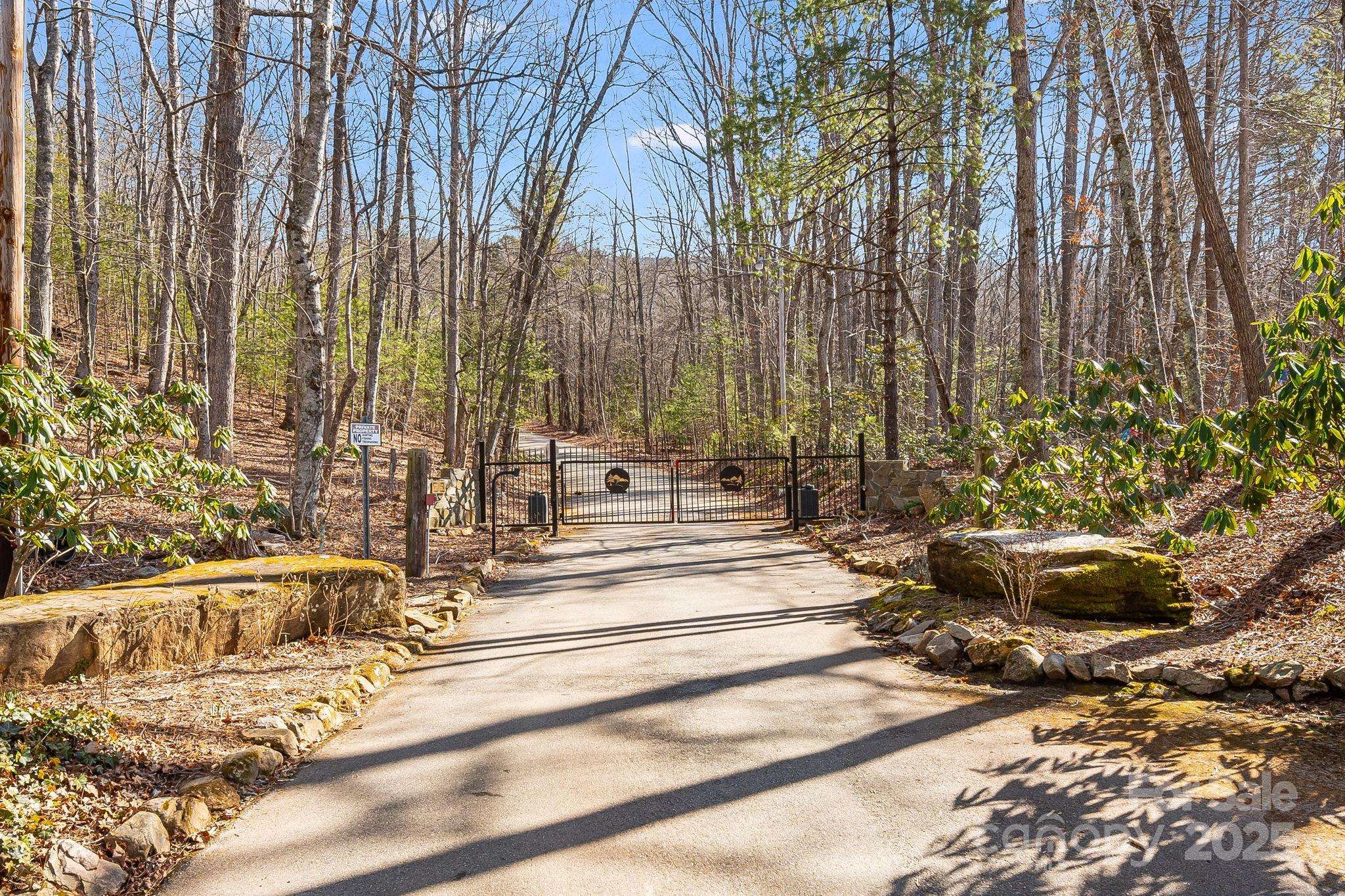000 Fox Ridge TRL #15 & 18, Marion, NC 28752