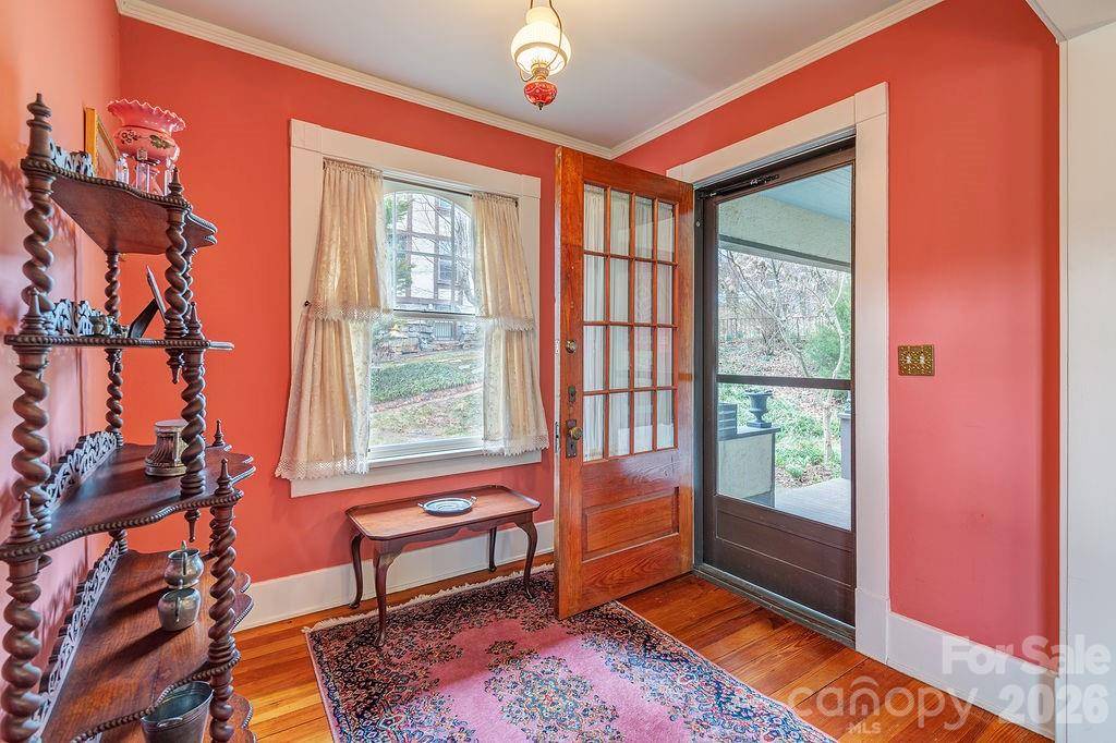 2 Hillside WALK, Asheville, NC 28801