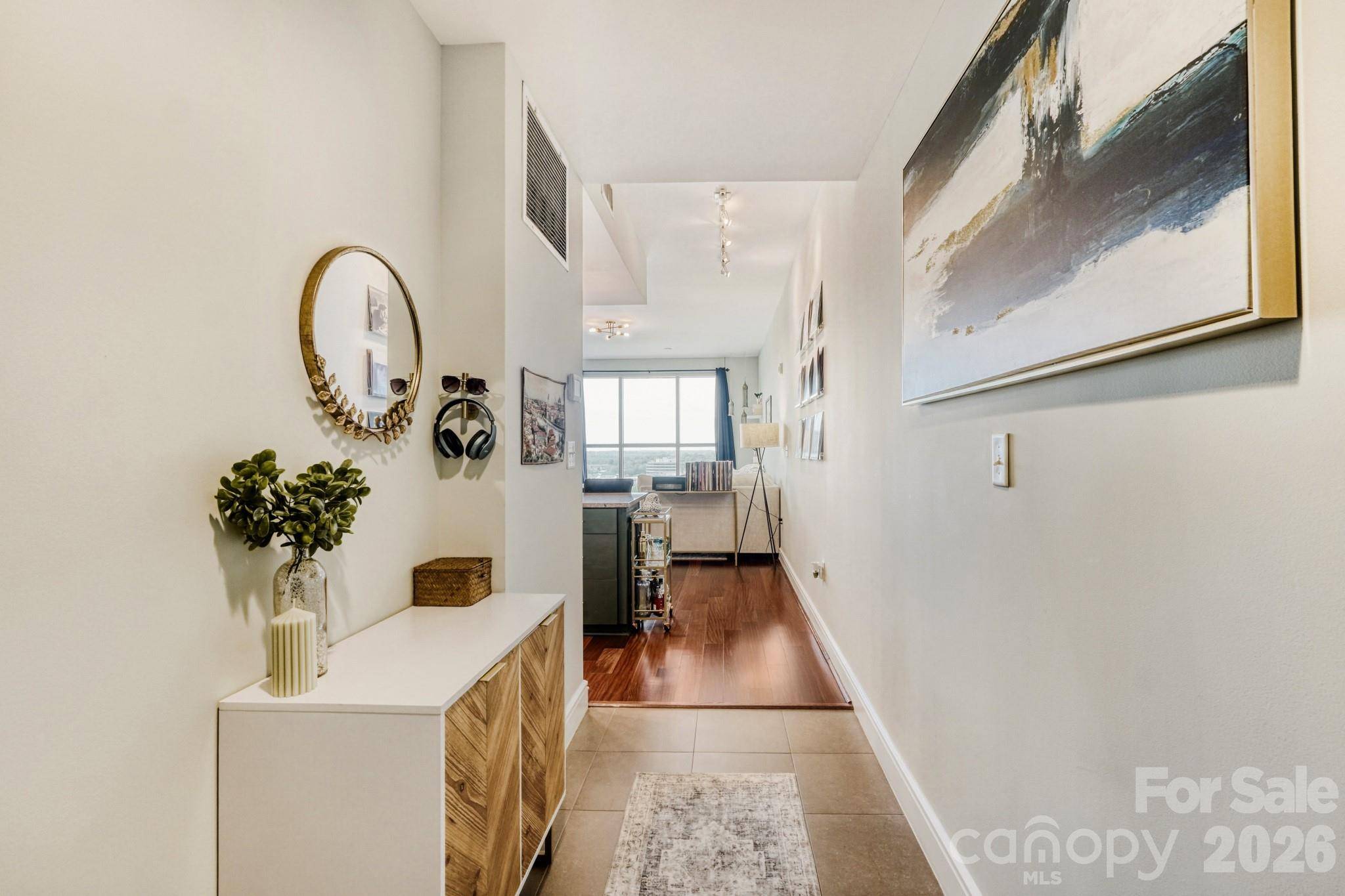 333 W Trade ST W #1105, Charlotte, NC 28202