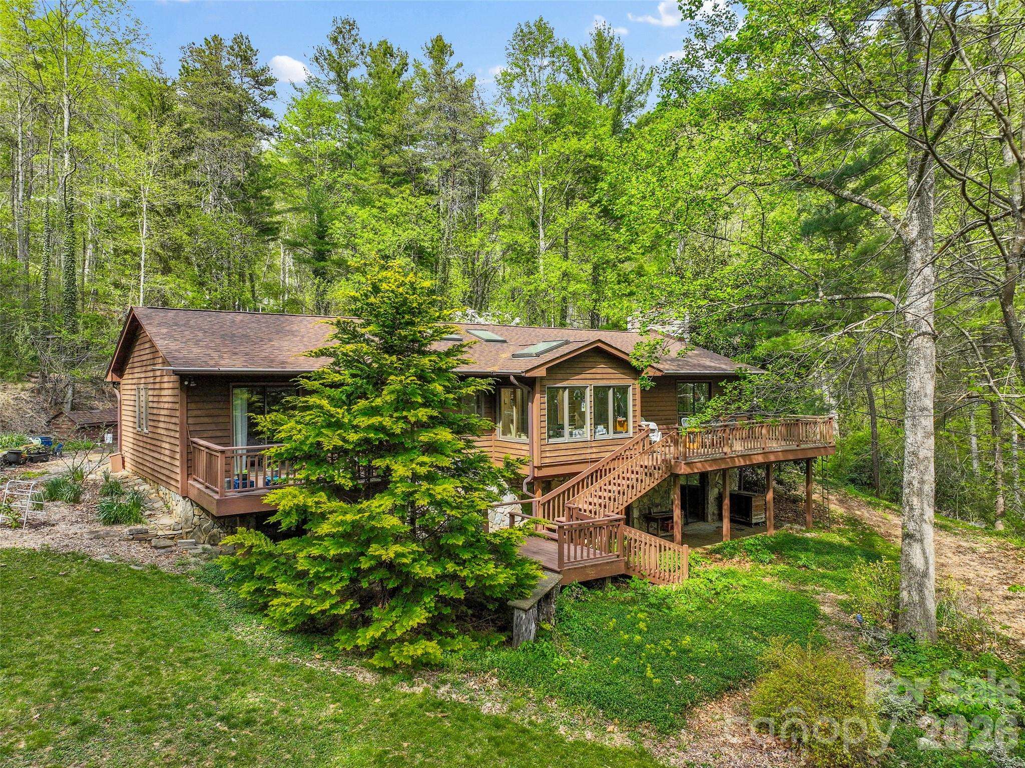 120 Carter Cove RD, Asheville, NC 28804
