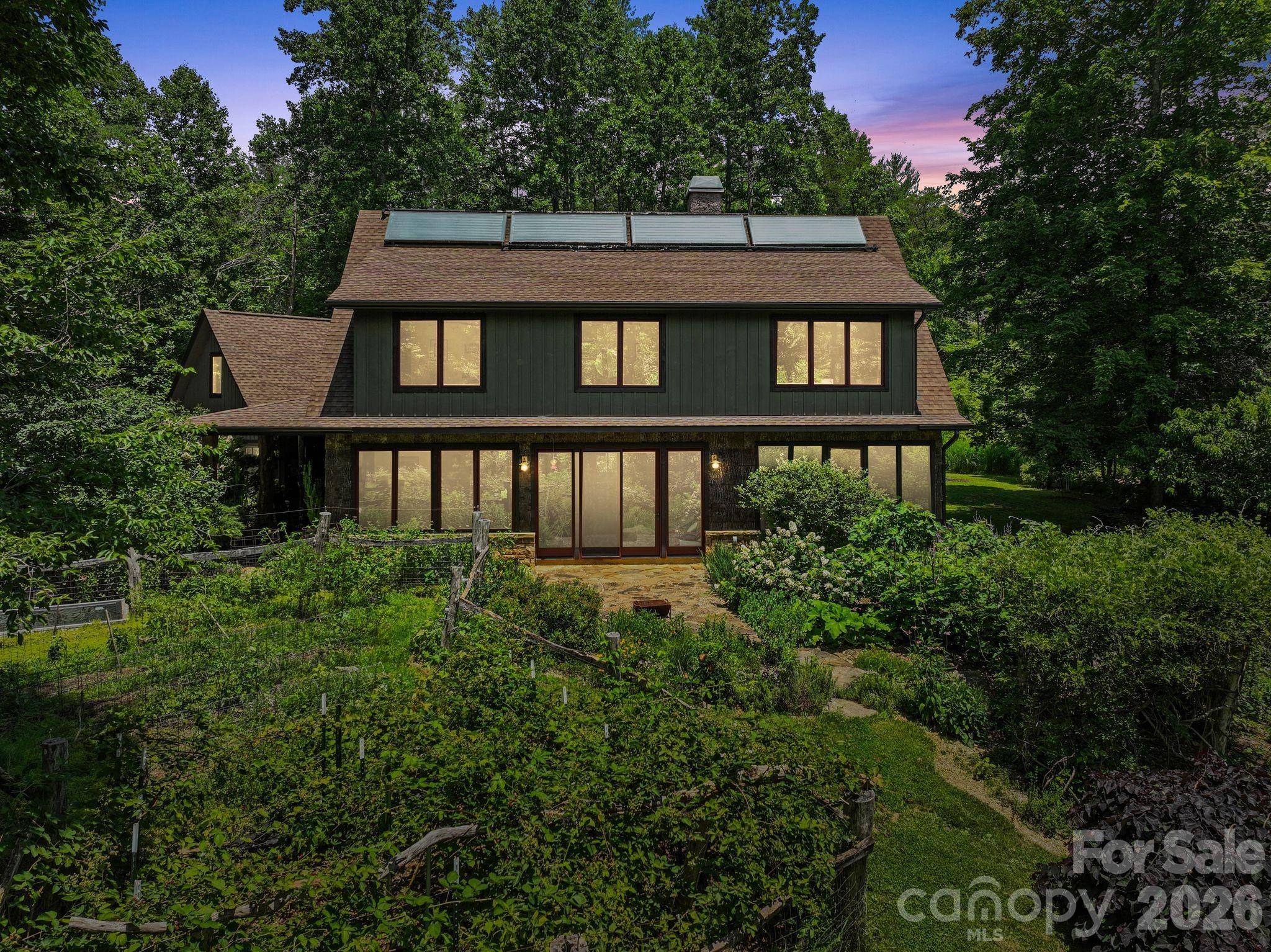 24 Merriwood TRL, Arden, NC 28704