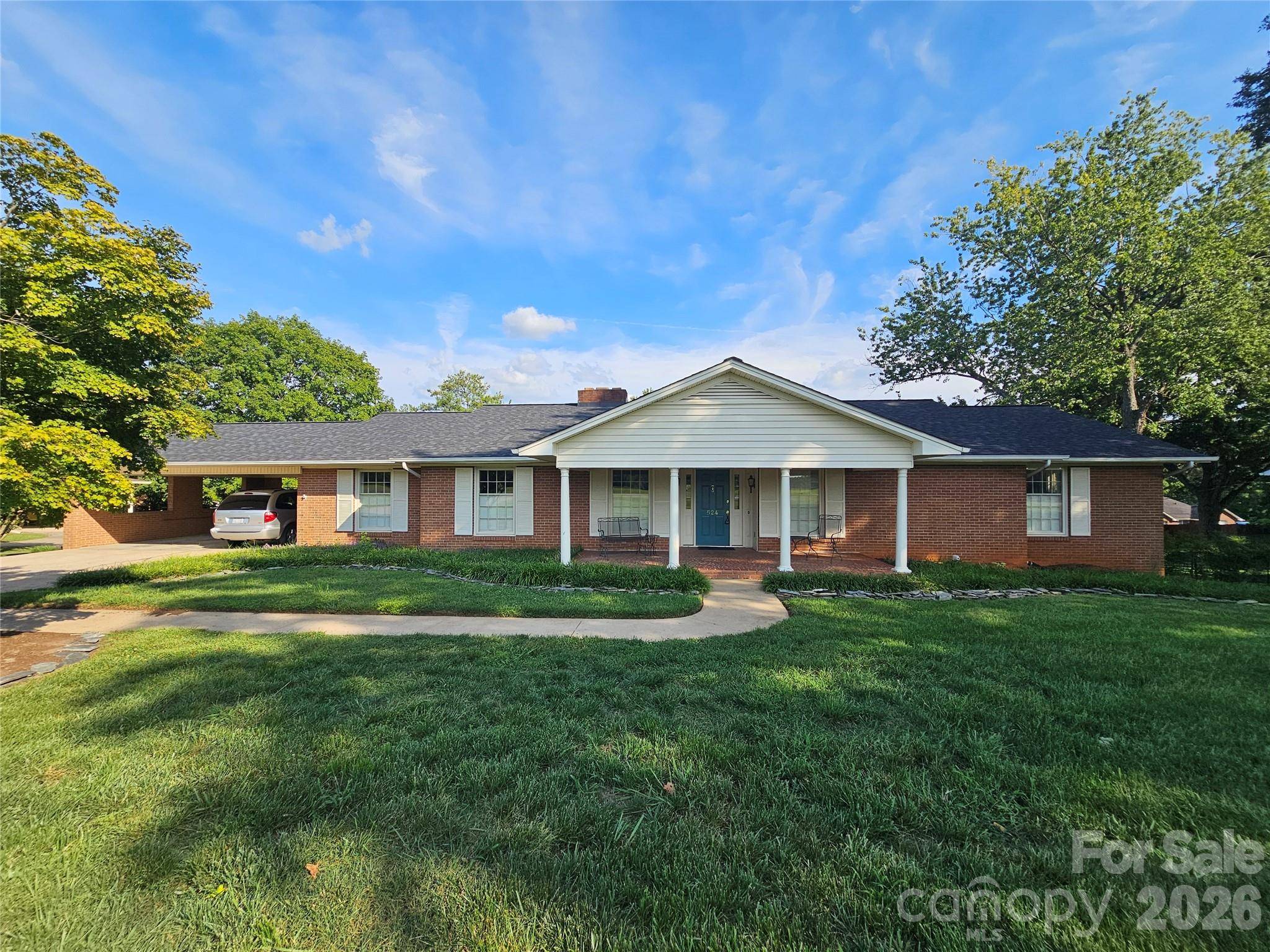 524 Country Club CIR, Shelby, NC 28150