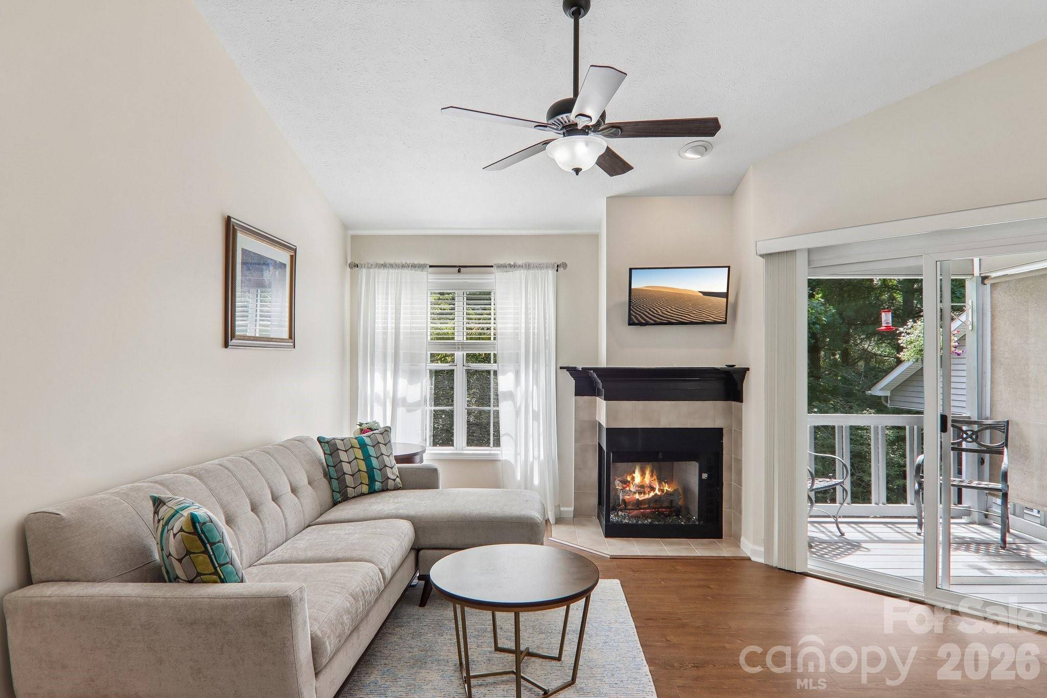 651 E Park PL, Hendersonville, NC 28791