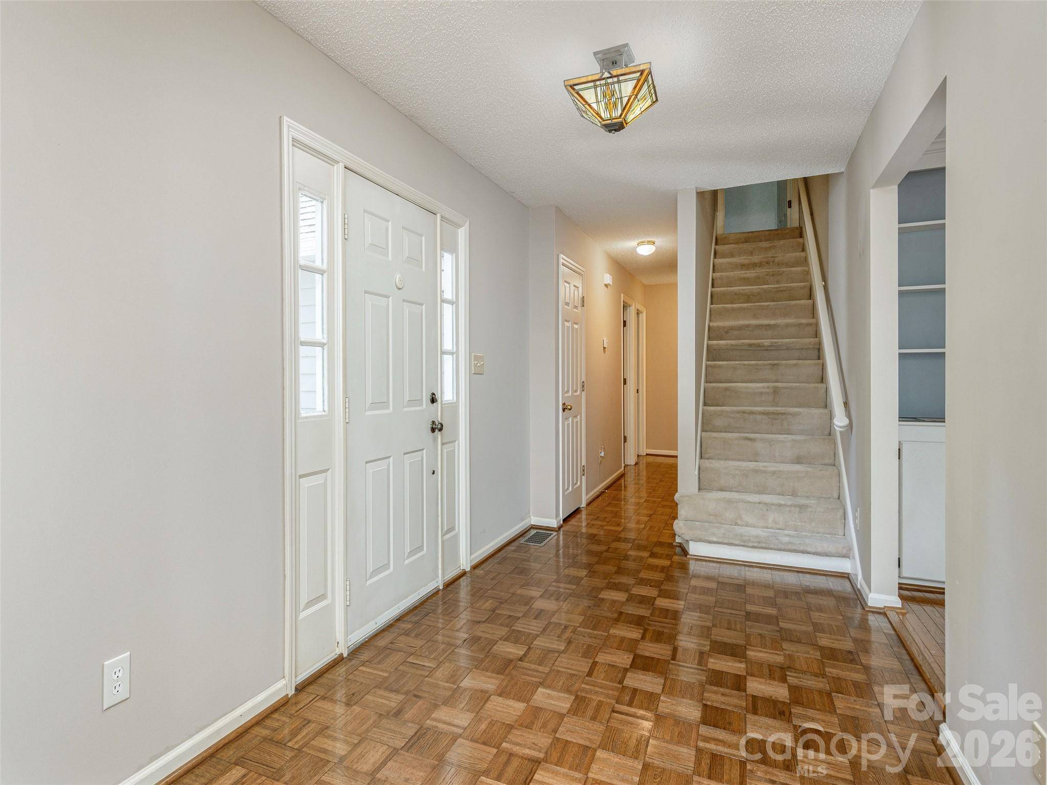 15 Glen Crest DR, Arden, NC 28704