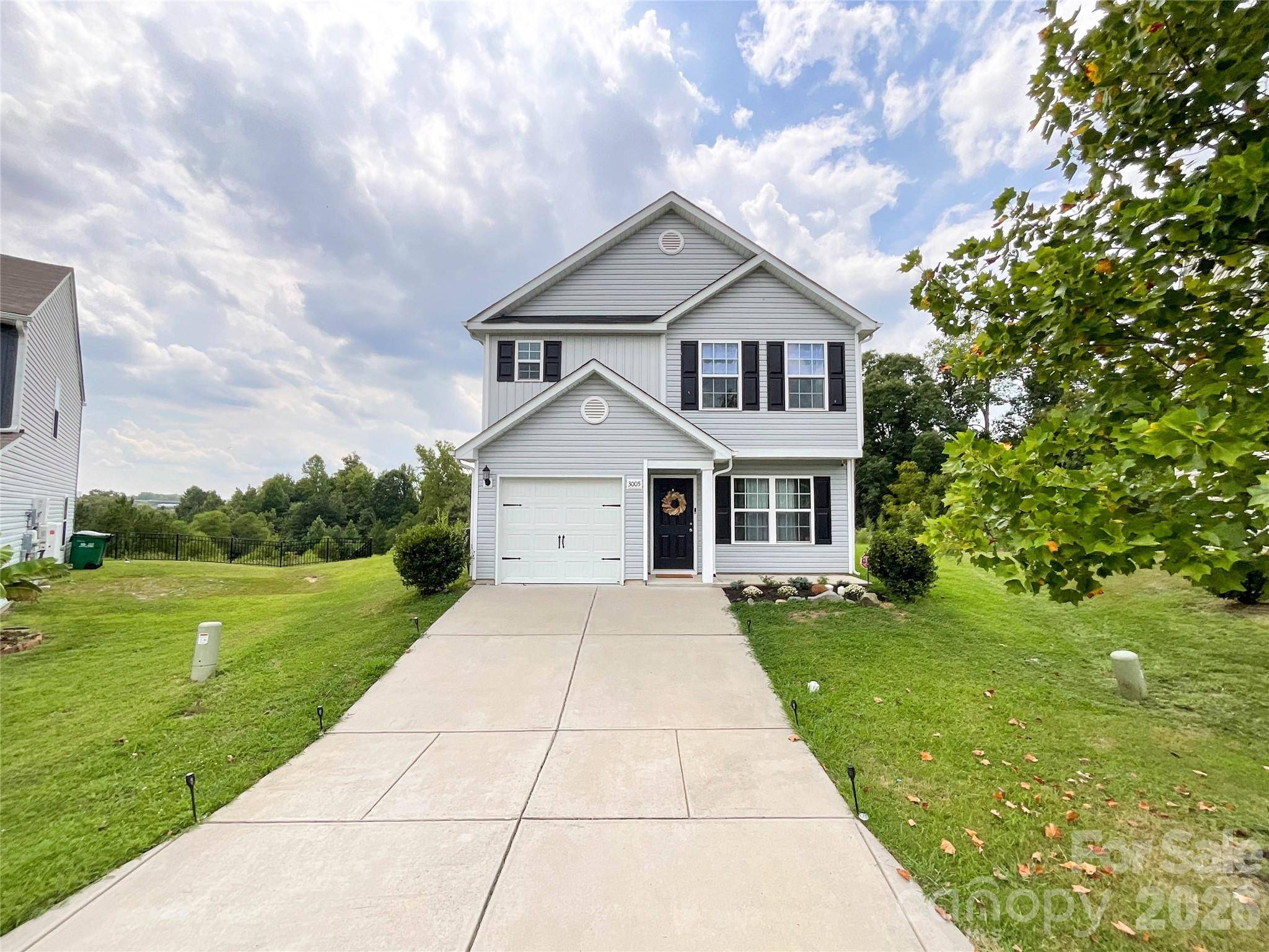 3005 Chatuge CT, Charlotte, NC 28214