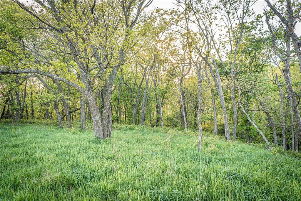 T RD, Eureka, KS 66860