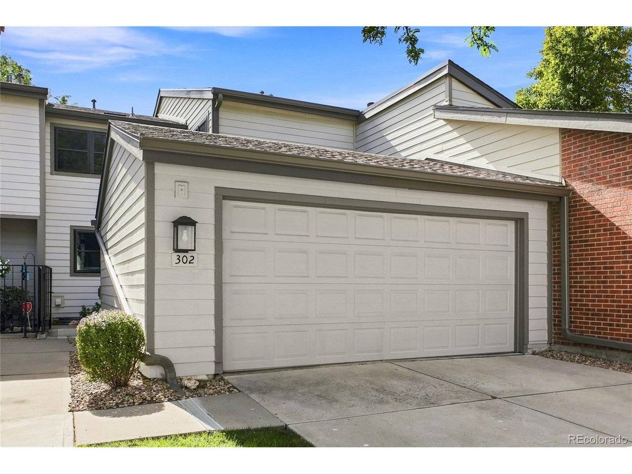 7925 W Layton #302, Denver, CO 80123