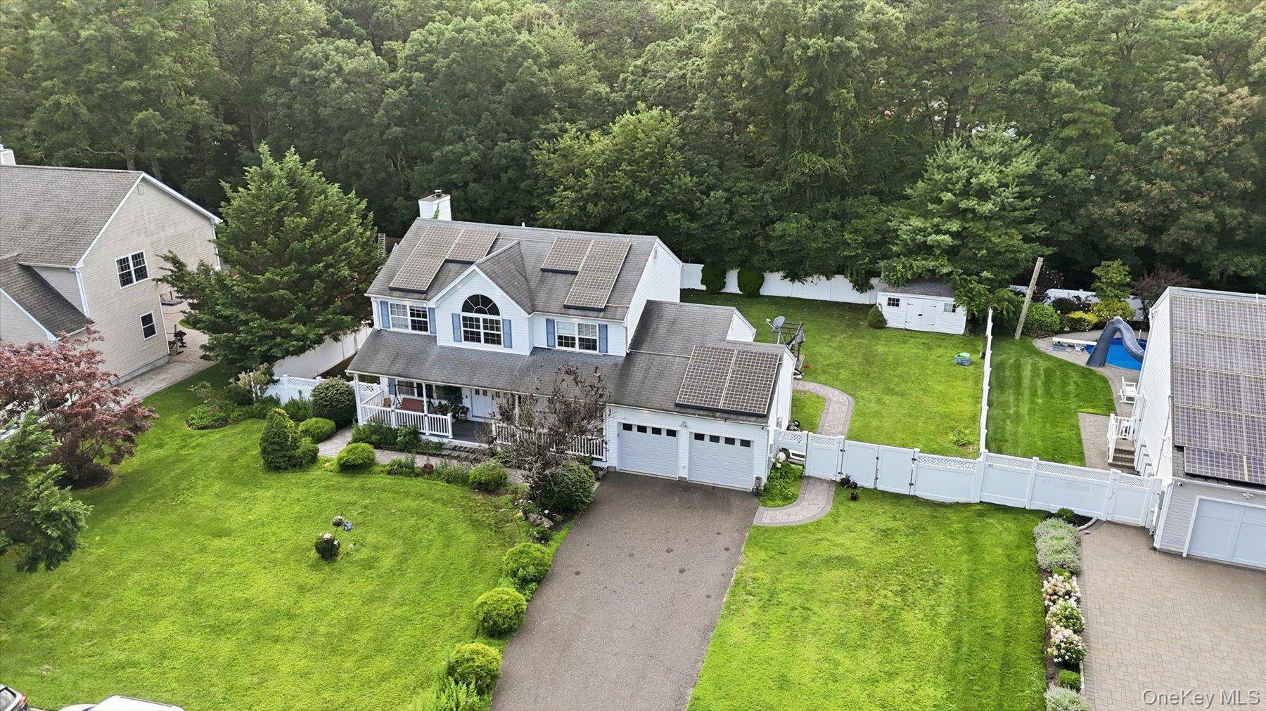 53 Howard DR, Coram, NY 11727