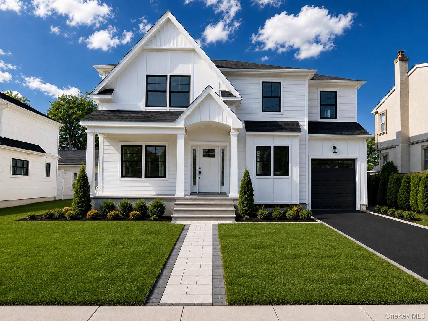 170 San Juan AVE, Albertson, NY 11507