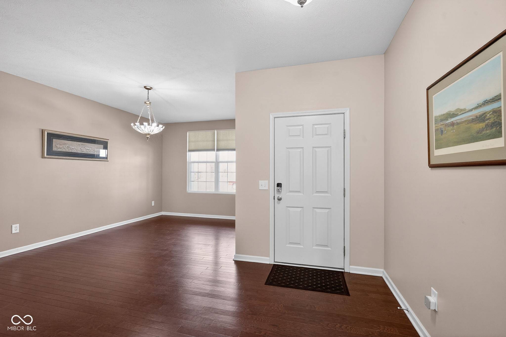 6121 Marigold CT, Whitestown, IN 46075