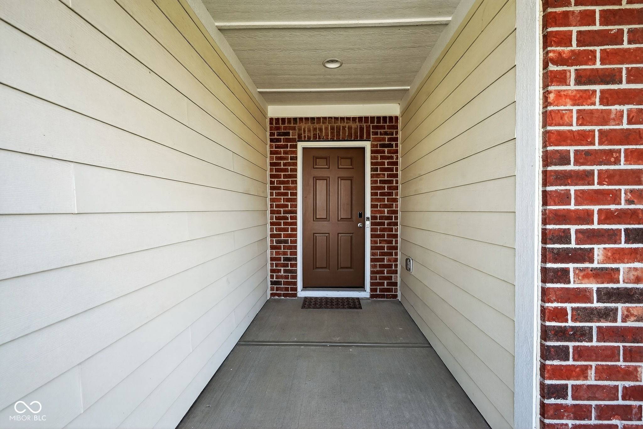 6121 Marigold CT, Whitestown, IN 46075