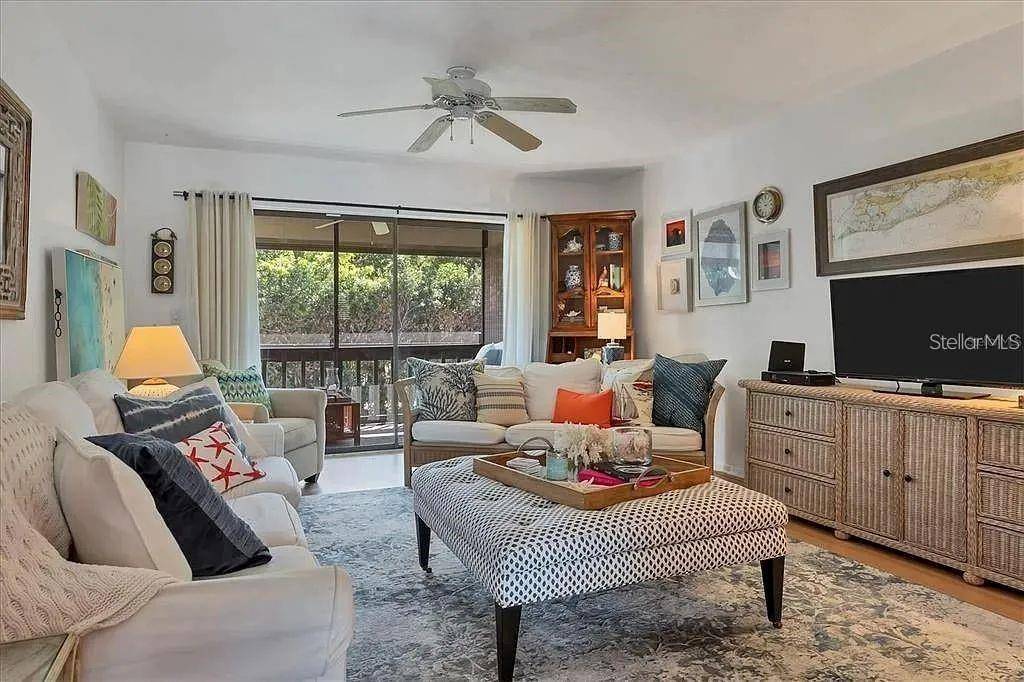 1650 STICKNEY POINT RD #50-202, Sarasota, FL 34231