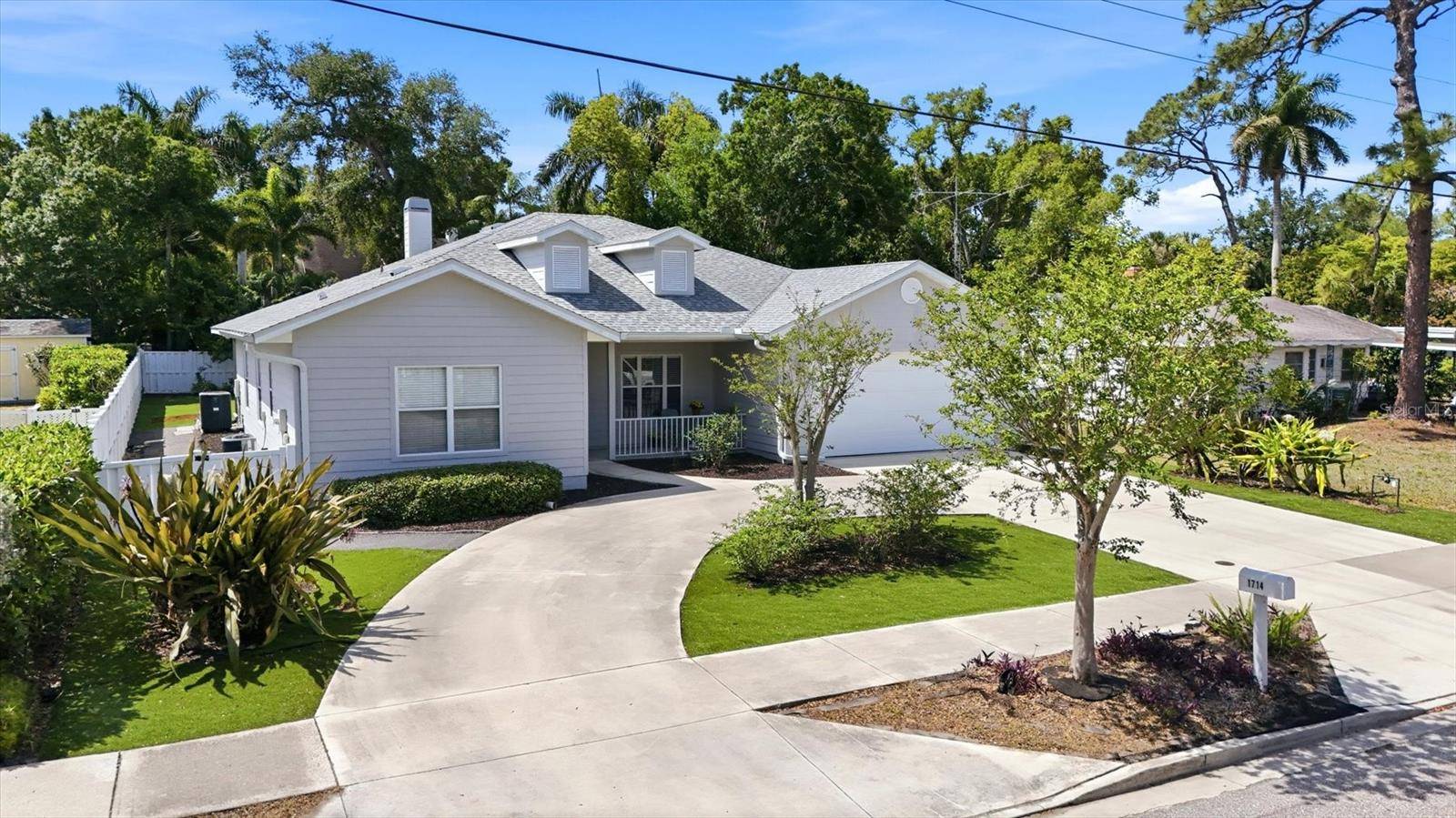 1714 WALDEMERE ST, Sarasota, FL 34239